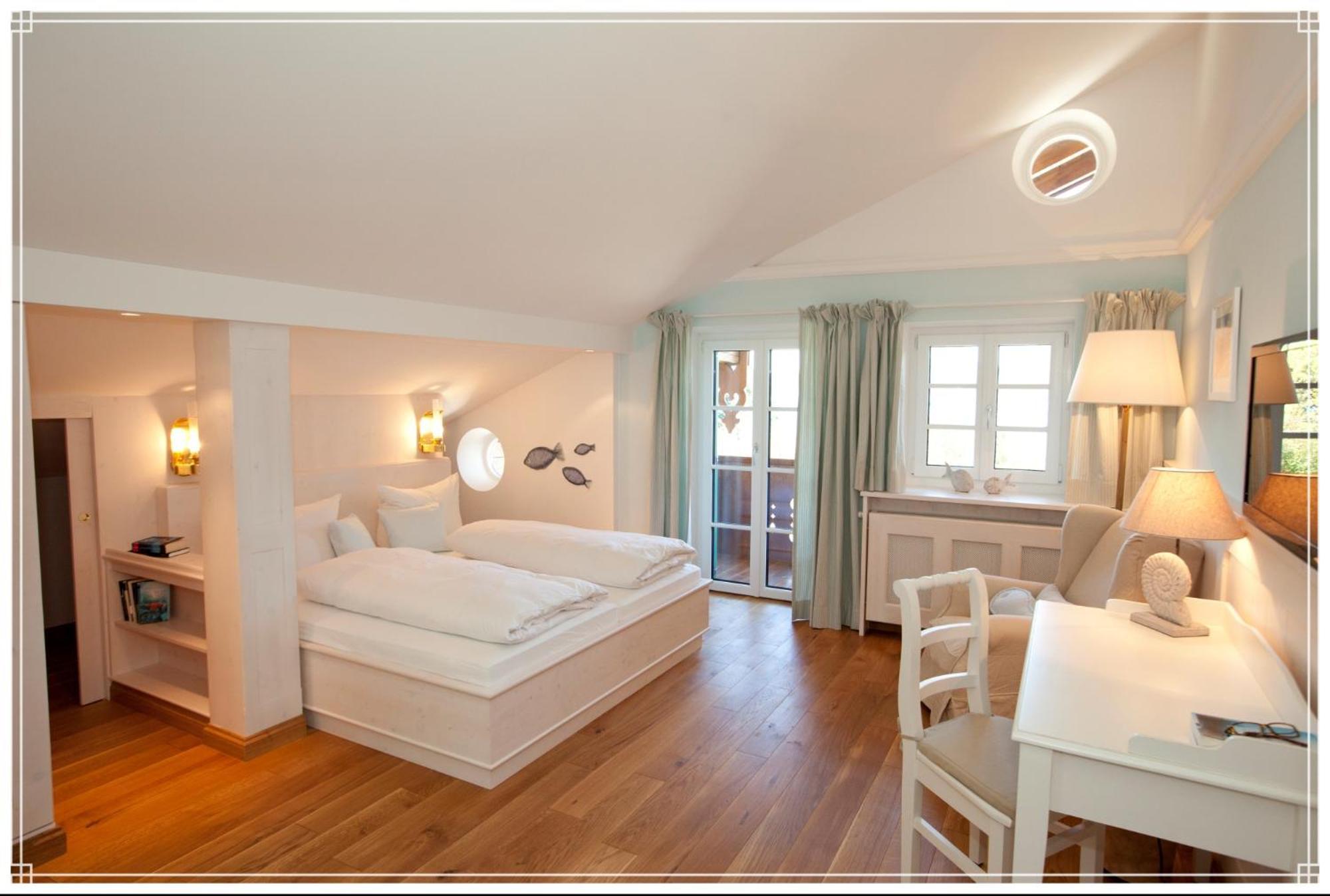 Landhaus Marinella Hotel Garni Bad Wiessee Buitenkant foto